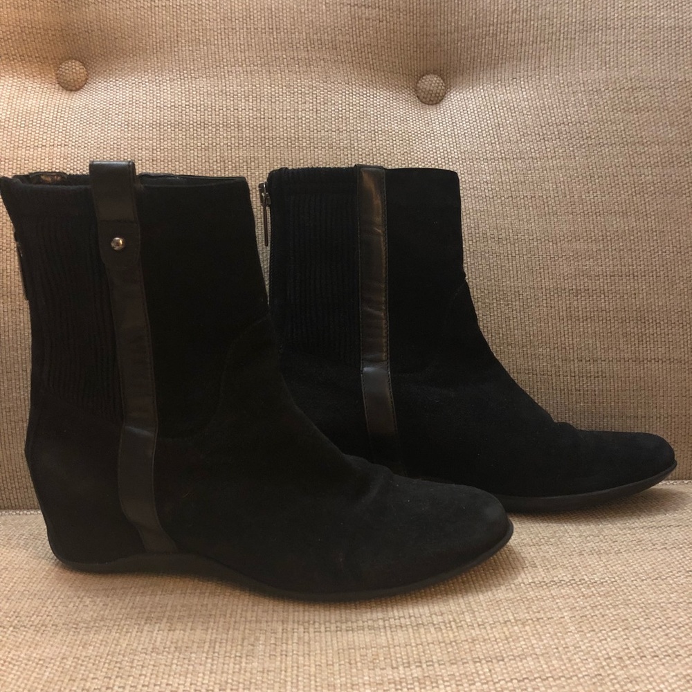 Beautiful aquatalia Black booties
